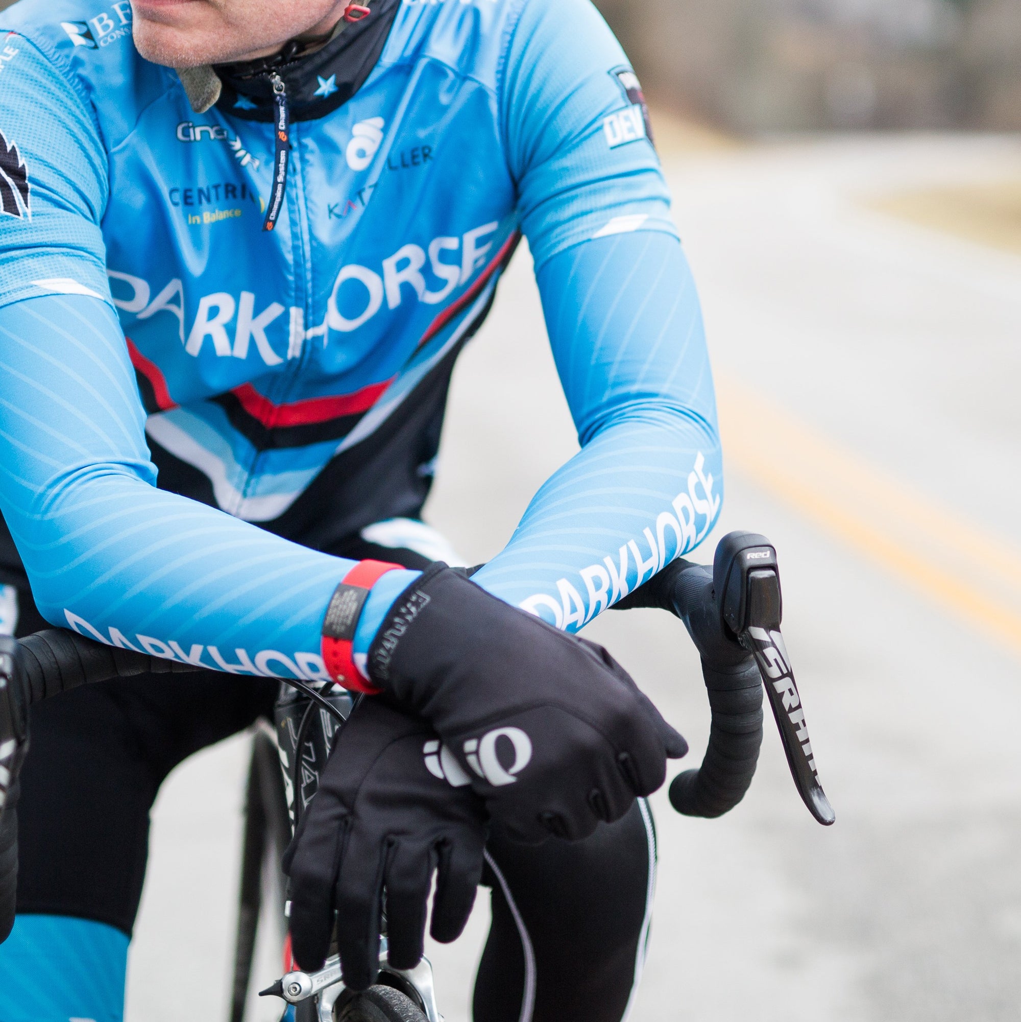 The Wrist ID Elite 19mm Slate Silicone Pin-Tuck